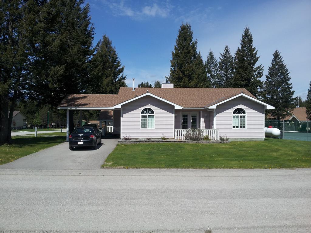Radium Valley Vacation Resort Invermere Eksteriør bilde